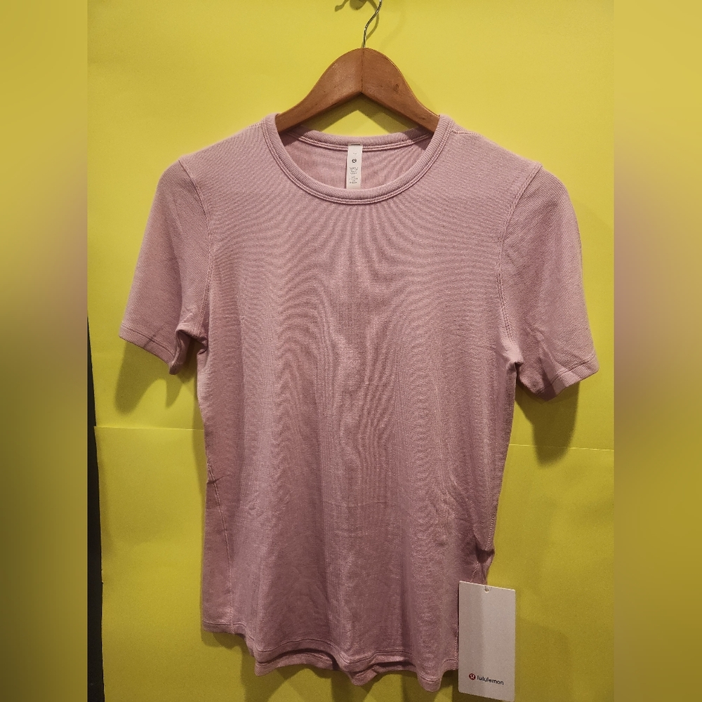 Hold Tight Short-Sleeve Shirt